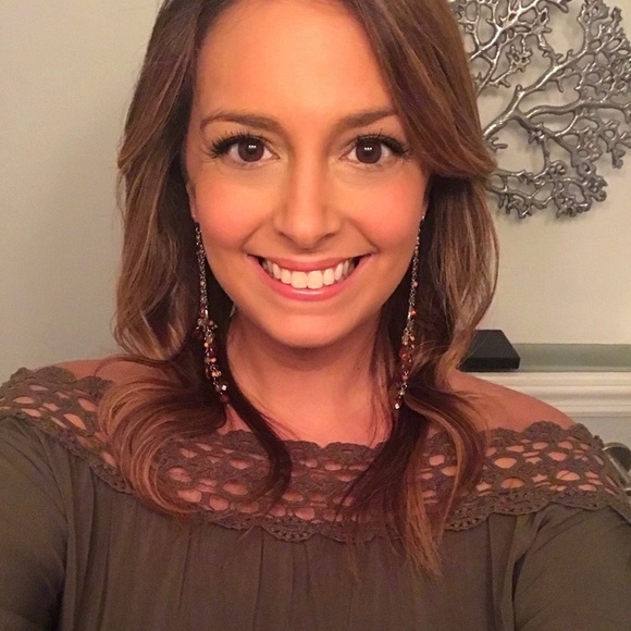 Meet your Posher, Helena - Picture 4 of 6